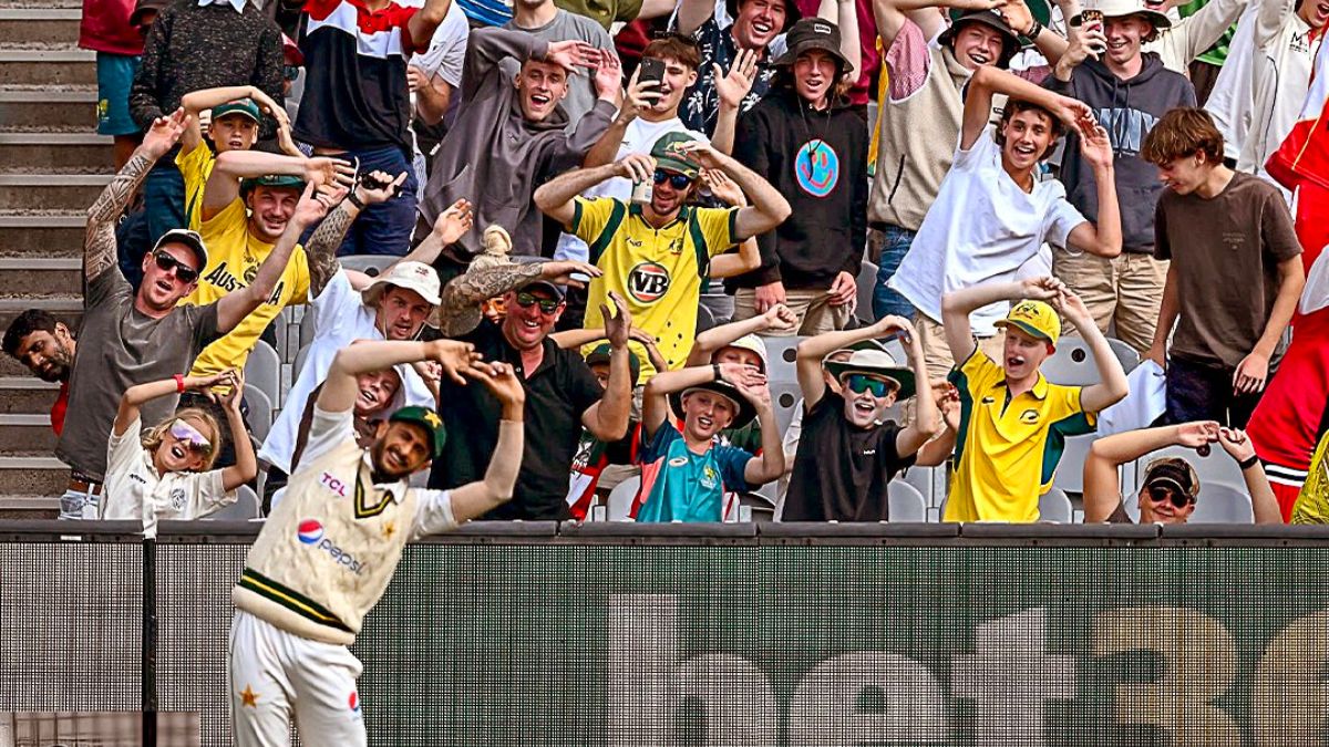 [Watch] Hasan Ali's Hilarious Dance Moves Leaves MCG Crowd Into Splits